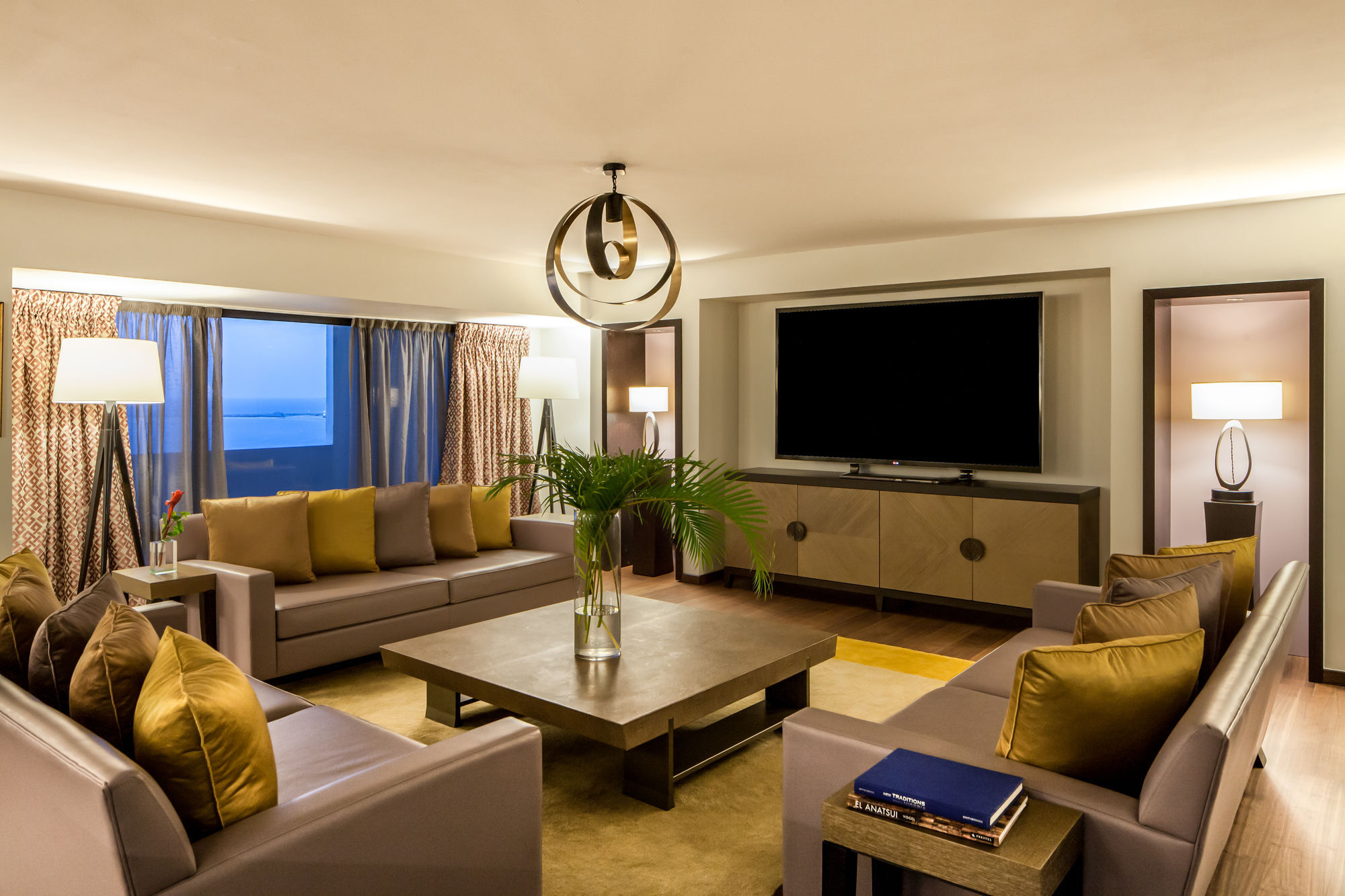 Eko Hotel Main Building Lagos Exterior photo