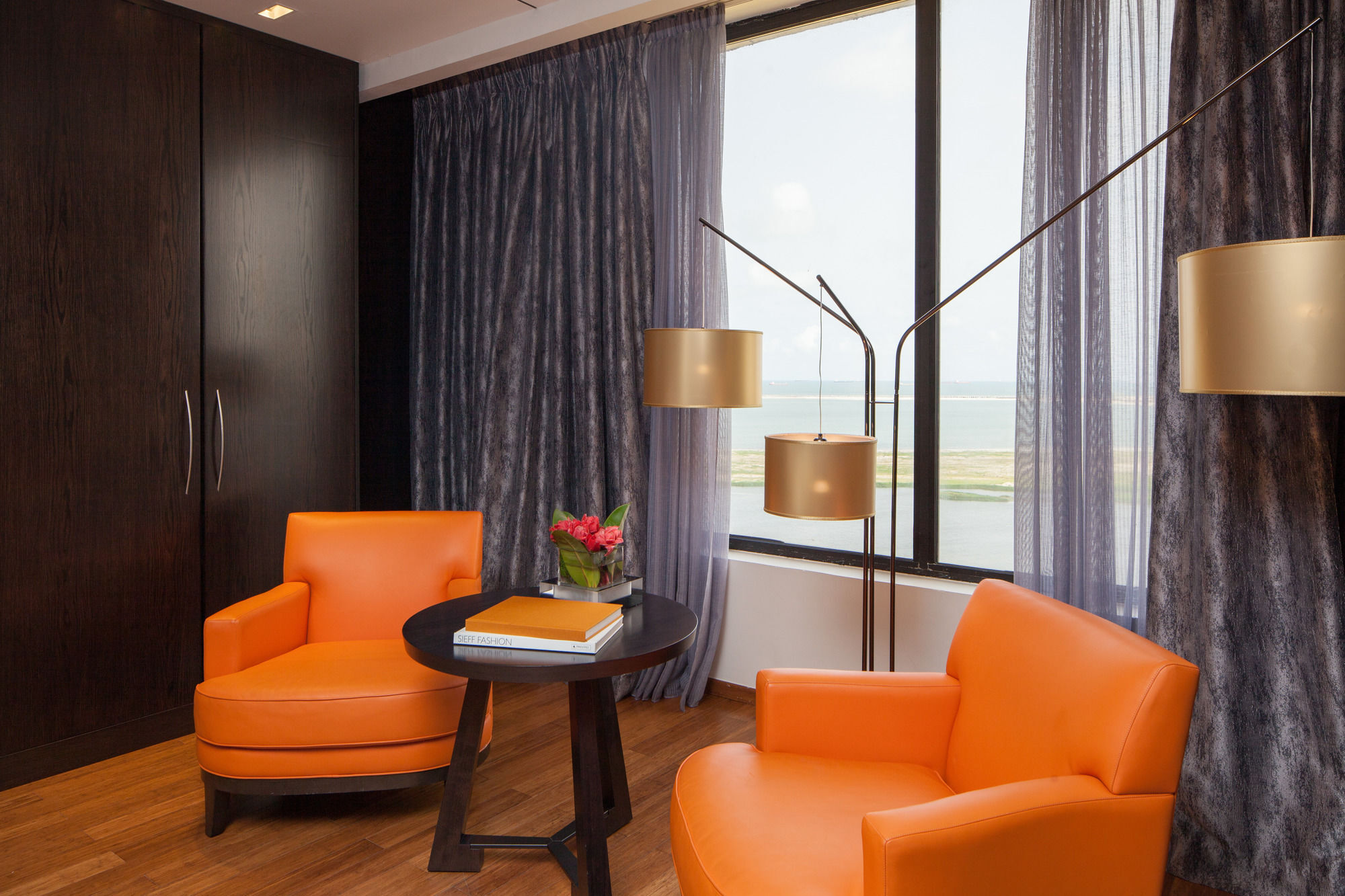 Eko Hotel Main Building Lagos Exterior photo